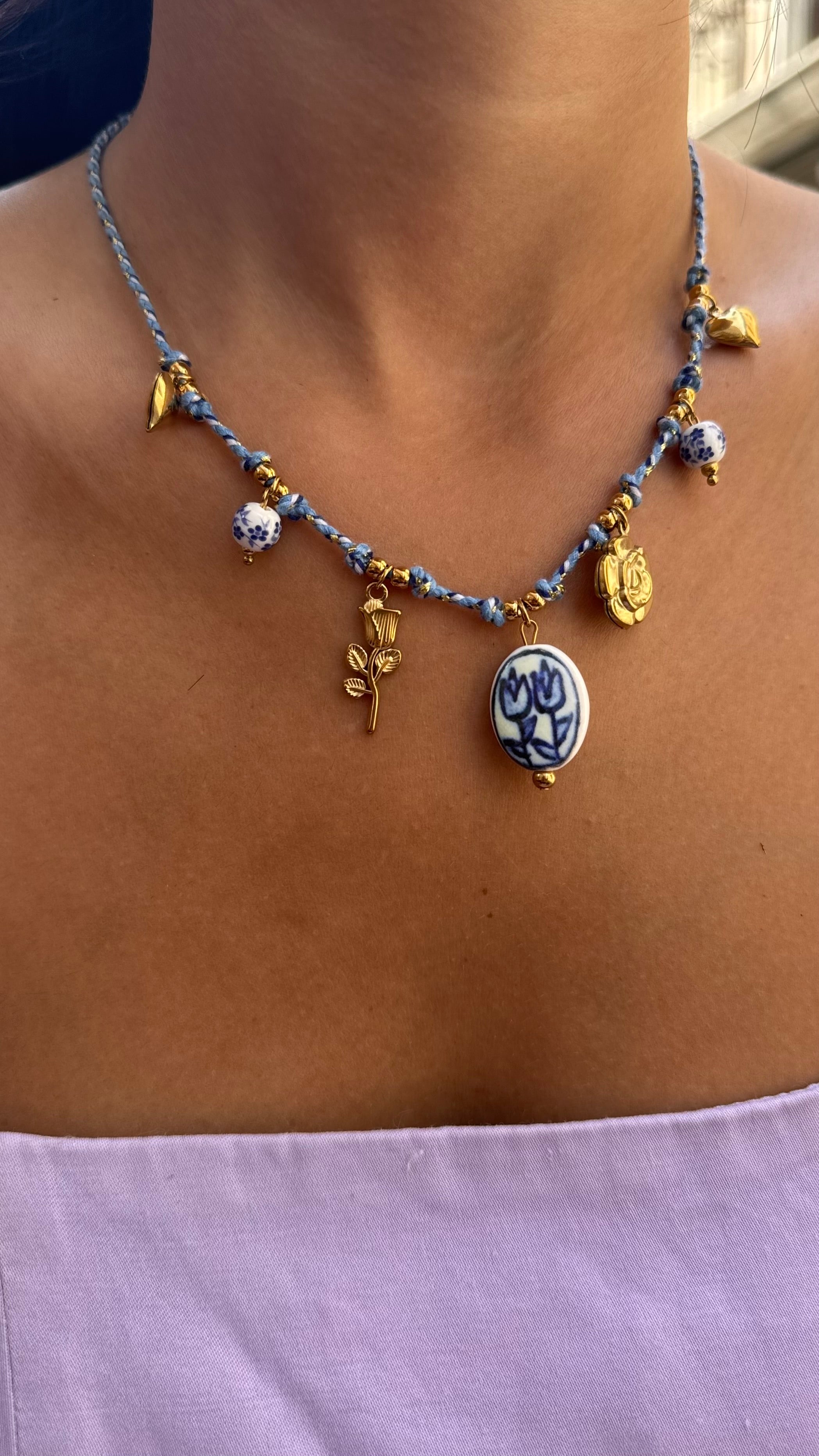 Collana in tessuto