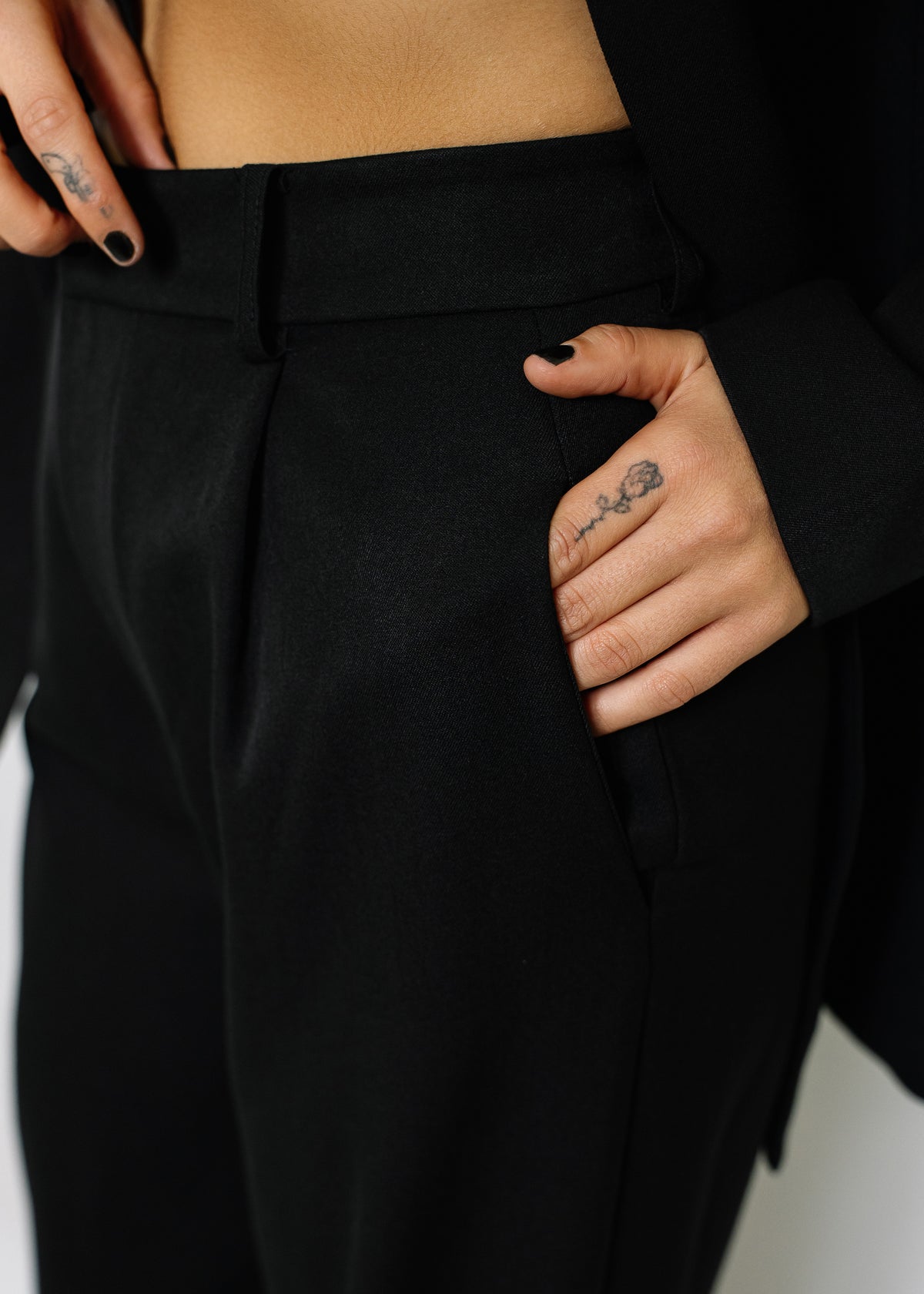 Pantalone by Lumina