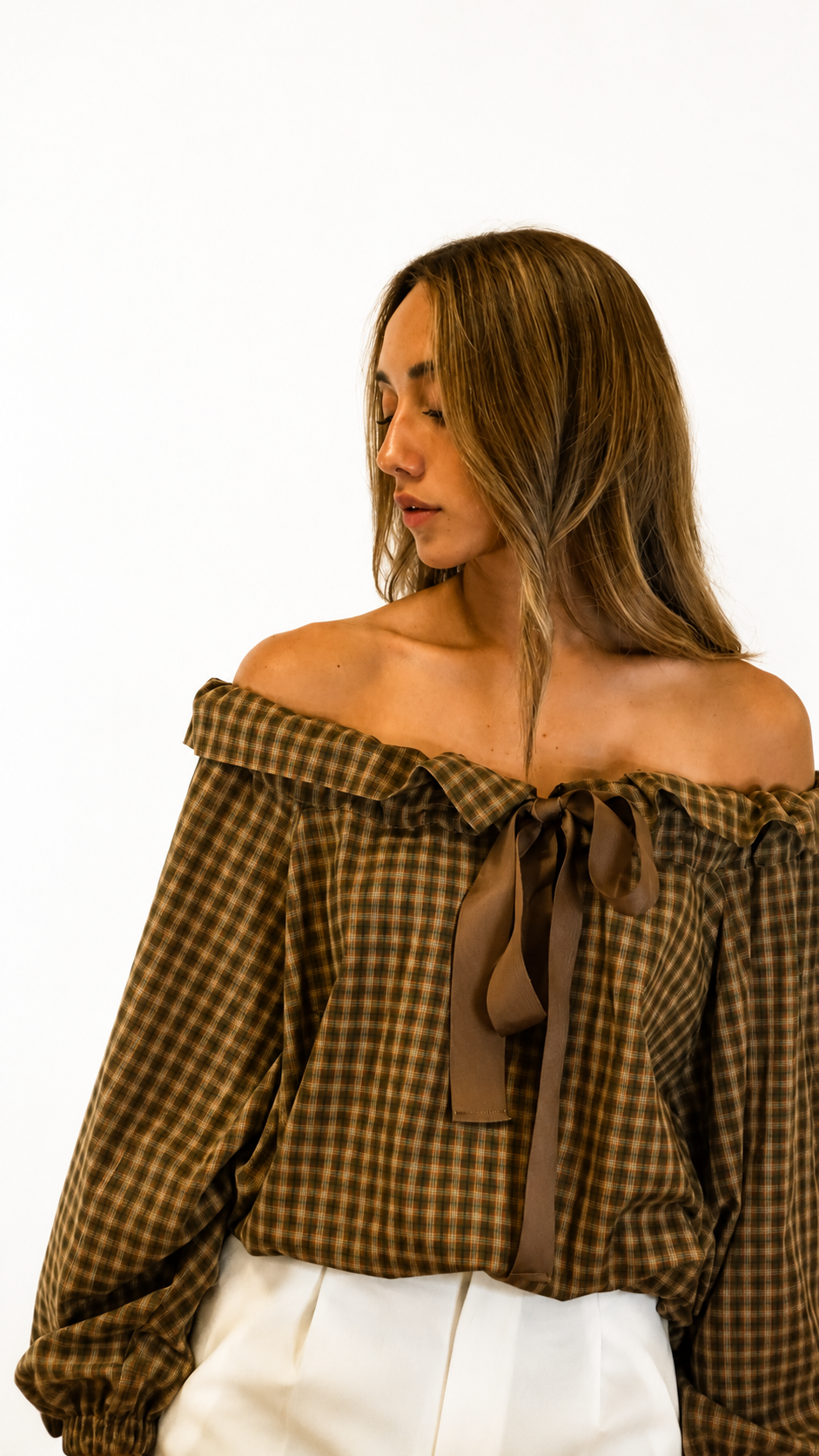 Camicia scollo a barca